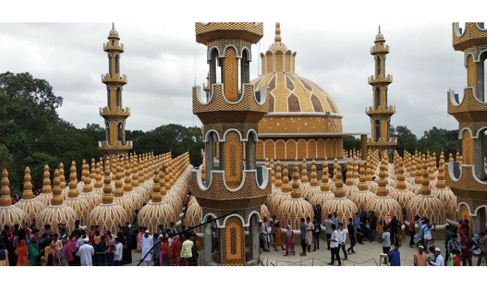 উদ্বোধনের অপেক্ষায় টাঙ্গাইলের ২০১ গম্বুজ মসজিদ