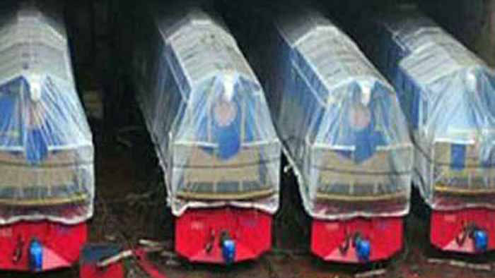 ভারতের উপহার ১০টি ব্রডগেজ রেল ইঞ্জিন আসছে আগামীকাল